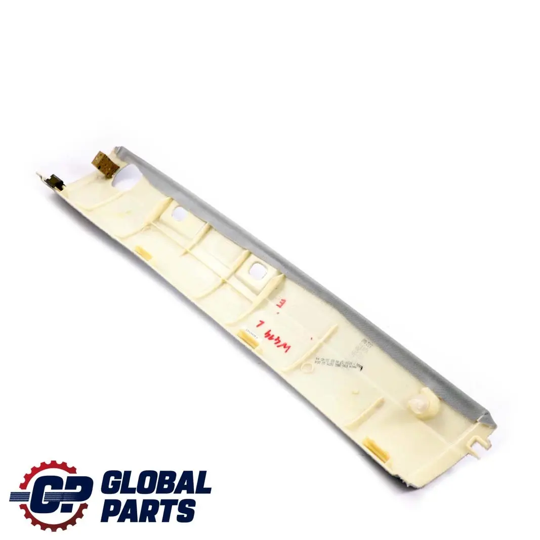 Mercedes-Benz W414 Toit Baguette a Gauche Capot Gris pour à propos du numéro de pièce A4146900562 Mercedes-Benz W414 Toit Baguette a Gauche Capot Gris - SKU A4146900562 - Numéro de pièce A4146900562