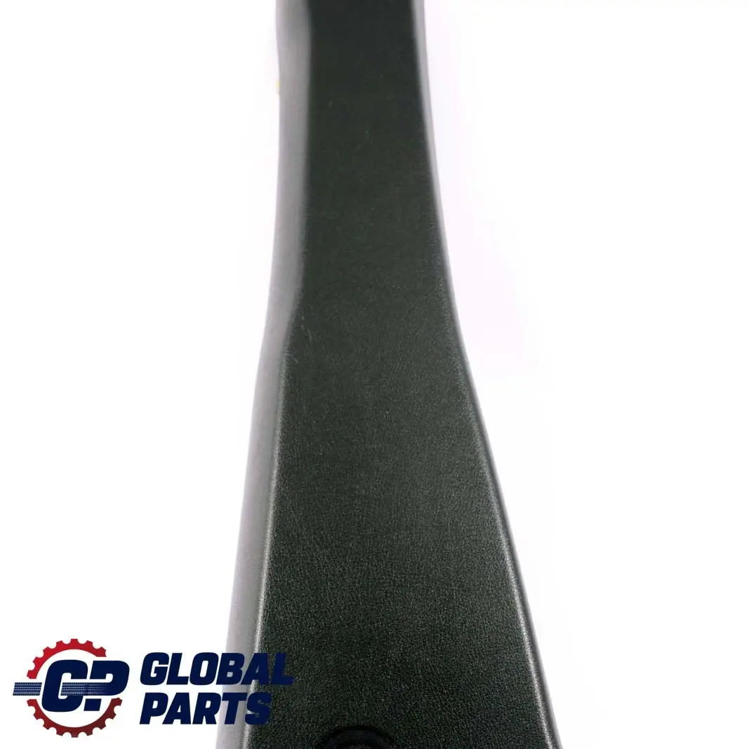 W414 Osłona słupka lewa black do Mercedes VANEO o numerze A4146903325 Mercedes VANEO W414 Osłona słupka lewa black - SKU A4146903325 - Numer Części A4146903325