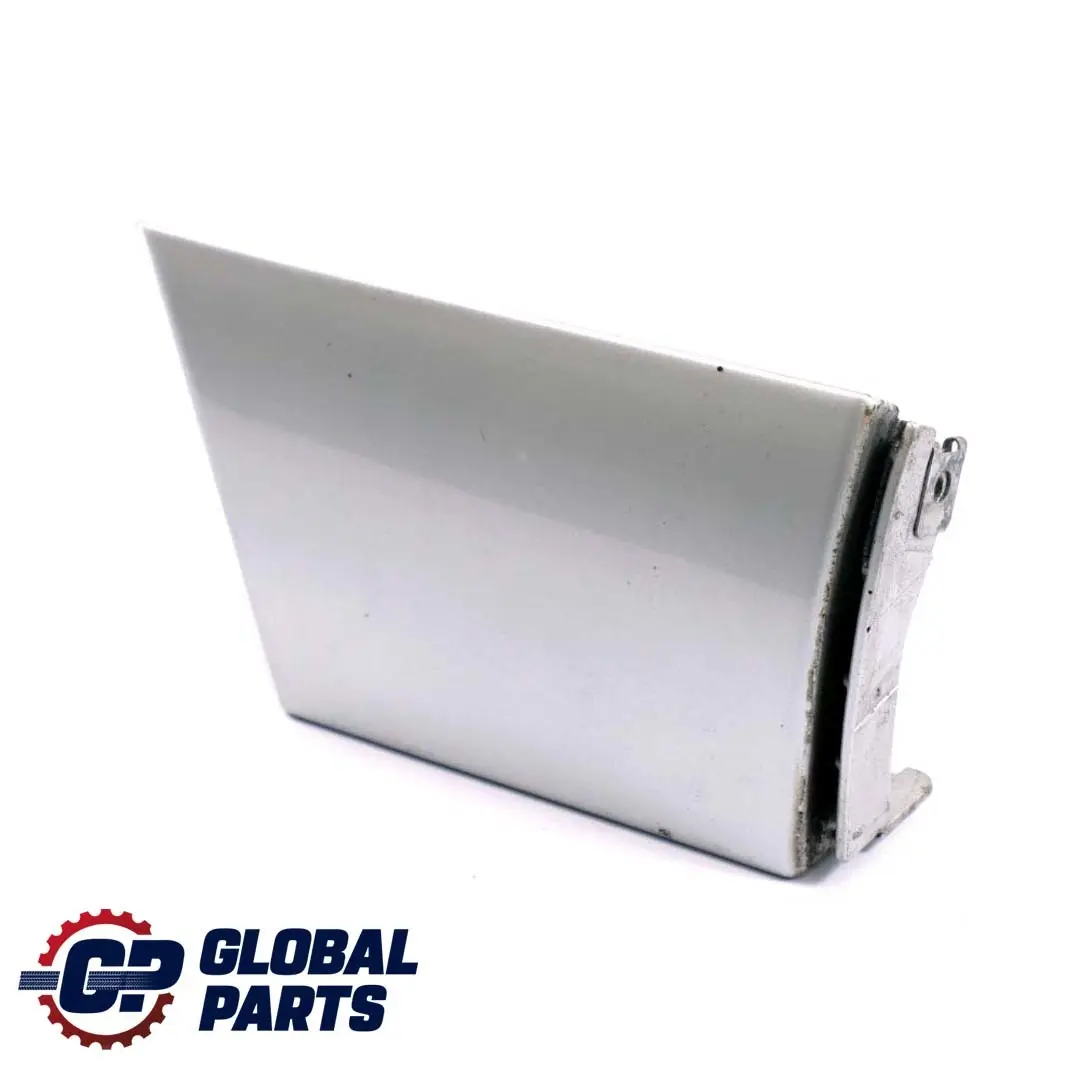 W414 Copertura cerniera portellone posteriore destra Argento brillante per Mercedes con numero di parte A4146940133 Mercedes W414 Copertura cerniera portellone posteriore destra Argento brillante - SKU A4146940133-BS - Numero di parte A4146940133