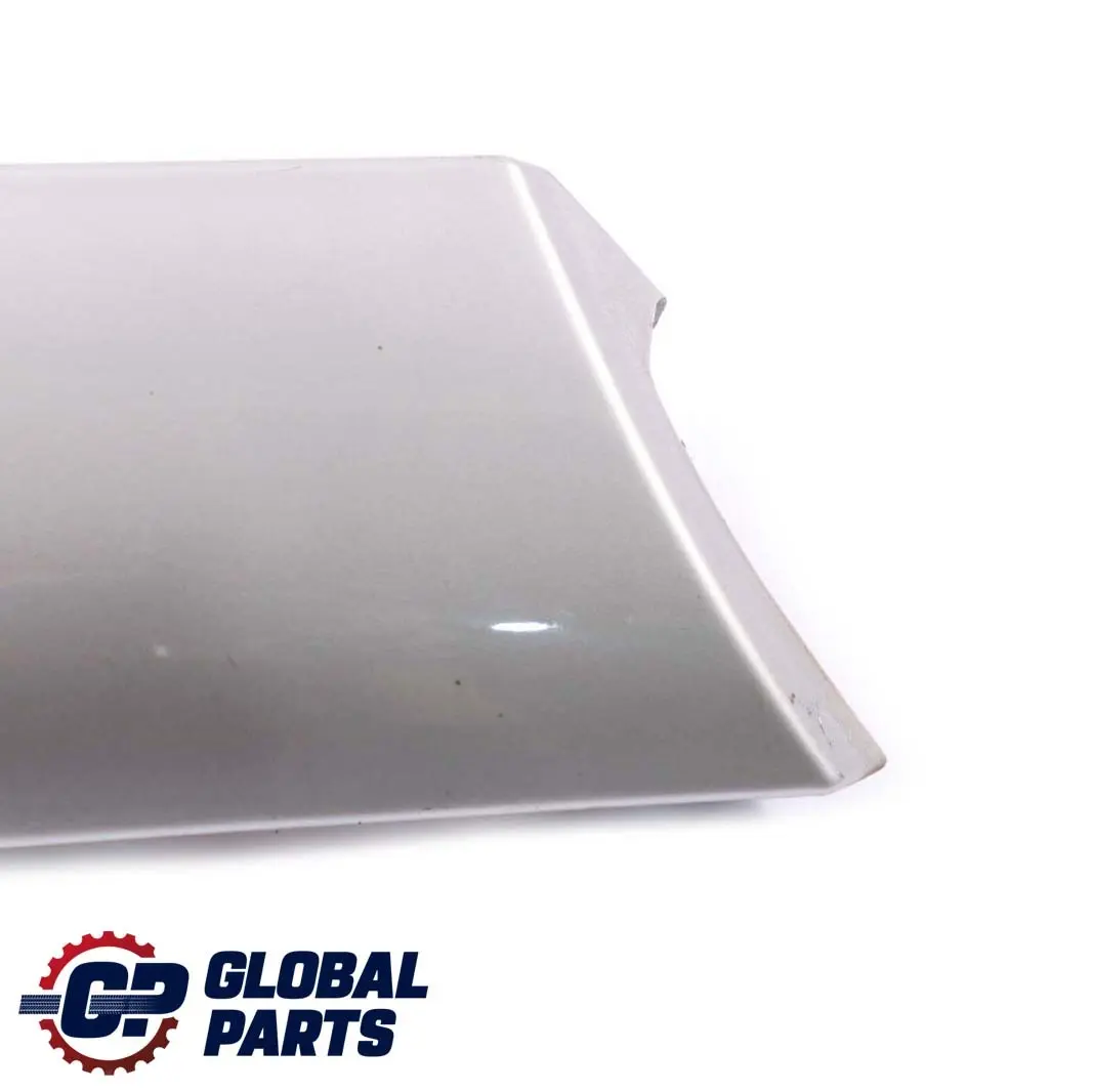 Mercedes-Benz Vaneo W414 Derecha O / S Tailgate Bisagra Cubierta Brillante Plata para con número de pieza A4146940133 Mercedes-Benz Vaneo W414 Derecha O / S Tailgate Bisagra Cubierta Brillante Plata - SKU A4146940133-BS - Número de pieza A4146940133
