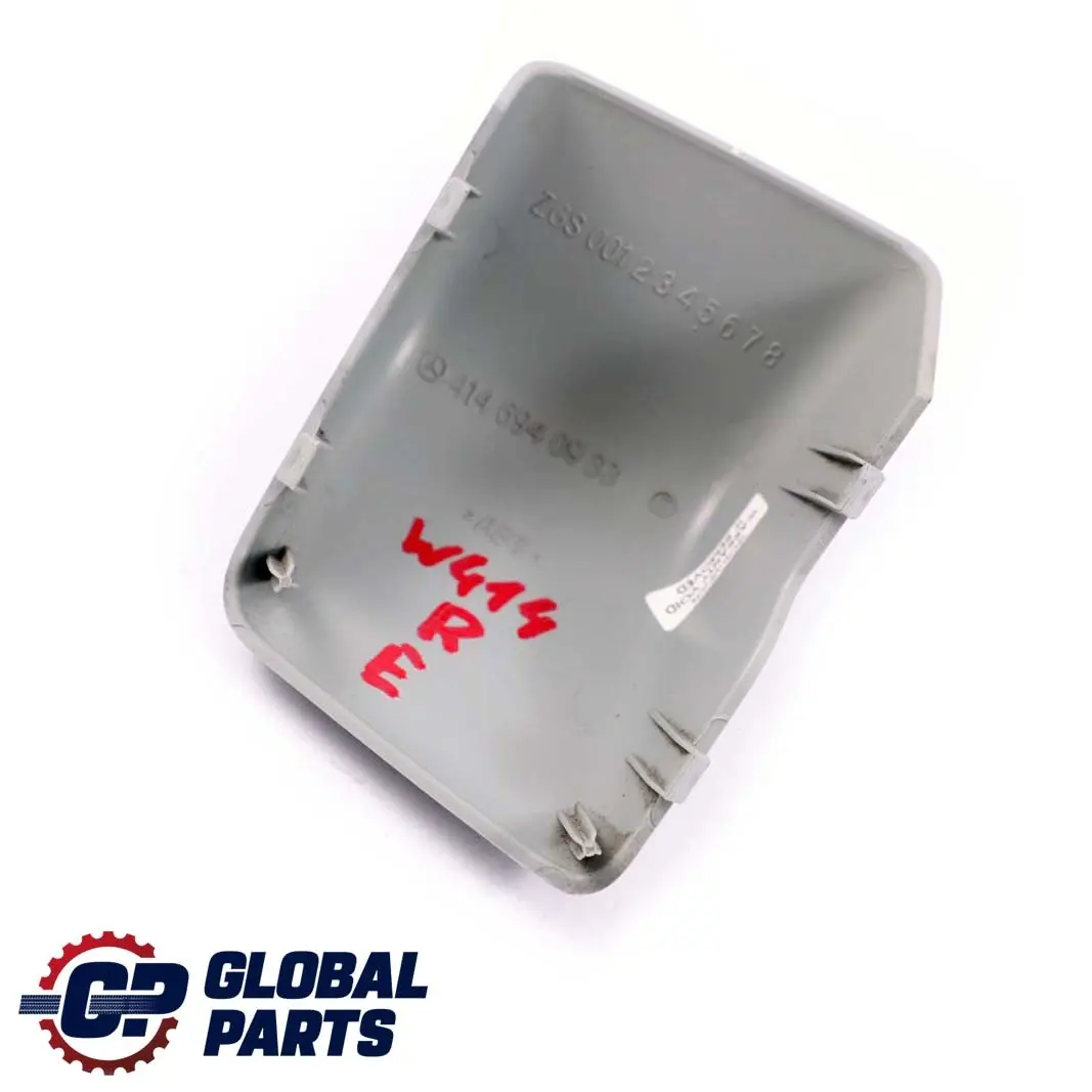 Mercedes-Benz Vaneo Hinten Rechts Fenster Motor Abdeckung Grau für mit Teilenummer A4146940933 Mercedes-Benz Vaneo Hinten Rechts Fenster Motor Abdeckung Grau - SKU A4146940933 - Teilenummer A4146940933