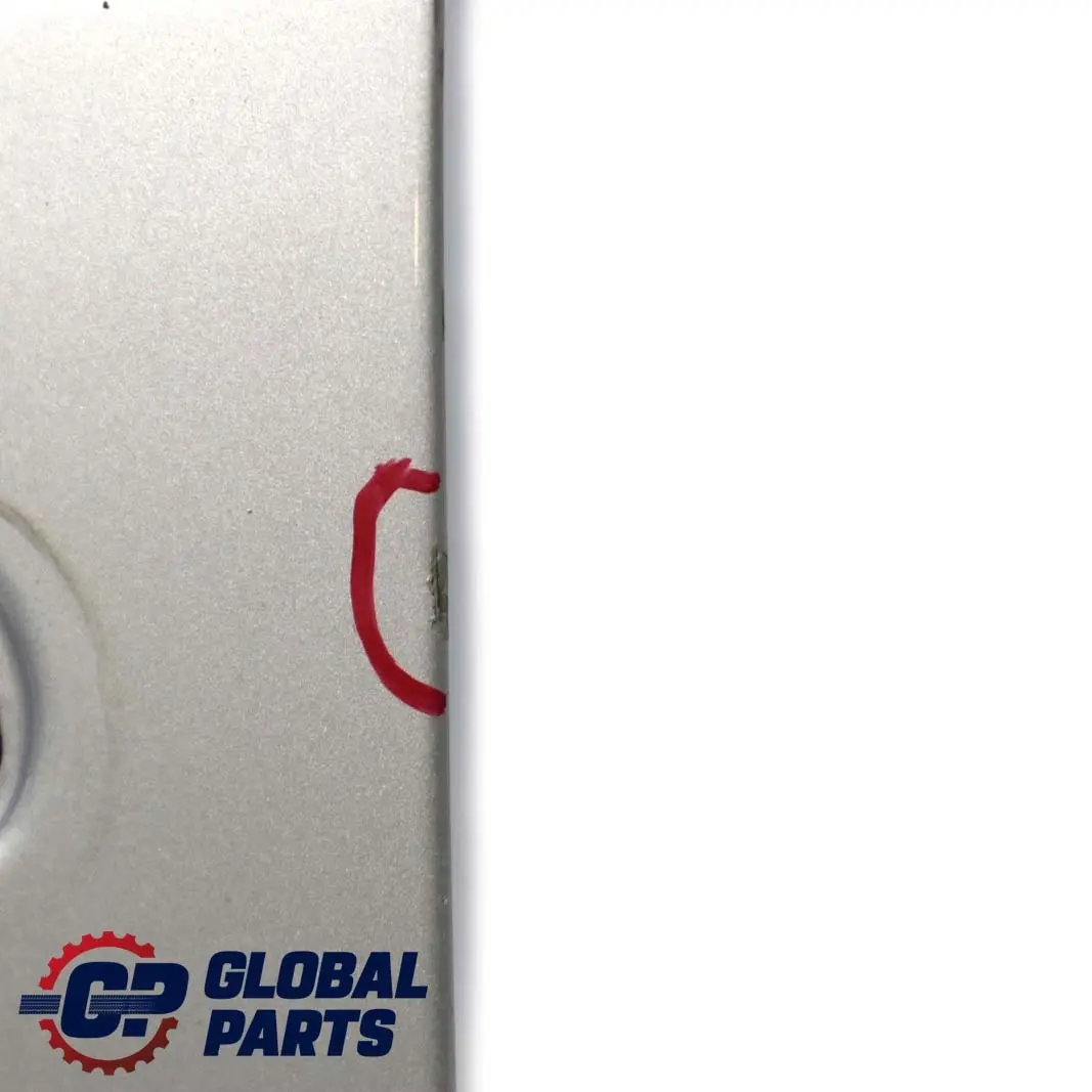 Mercedes-Benz W414 Porte avant Gauche Brilliant Argent Metallise - 9744 pour à propos du numéro de pièce A4147200005 Mercedes-Benz W414 Porte avant Gauche Brilliant Argent Metallise - 9744 - SKU A4147200005-BRS - Numéro de pièce A4147200005