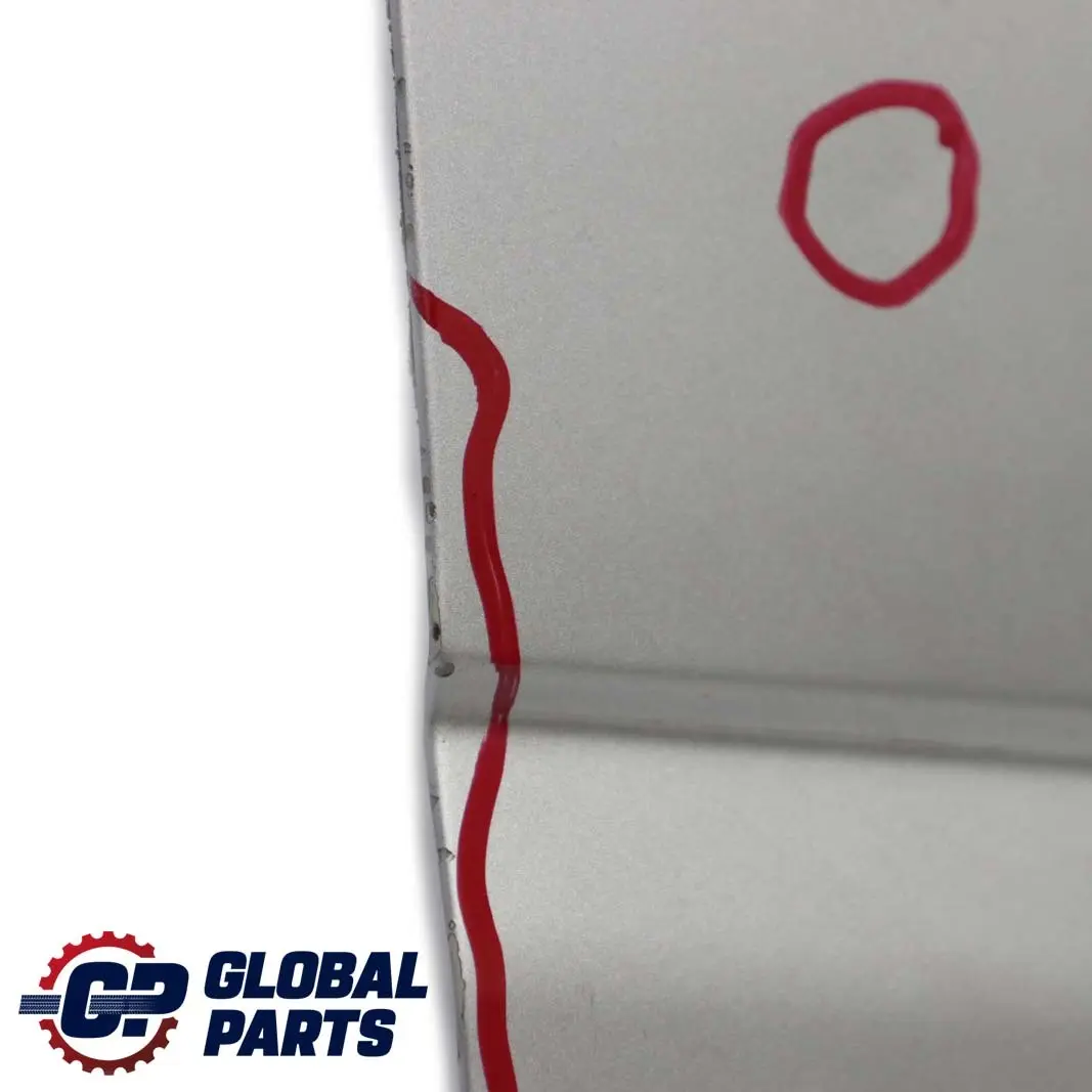 W414 Puerta Delantera Derecha Plata Brillante Metalizado - 9744 para Mercedes Vaneo con número de pieza A4147200105 Mercedes Vaneo W414 Puerta Delantera Derecha Plata Brillante Metalizado - 9744 - SKU A4147200105-BRS - Número de pieza A4147200105