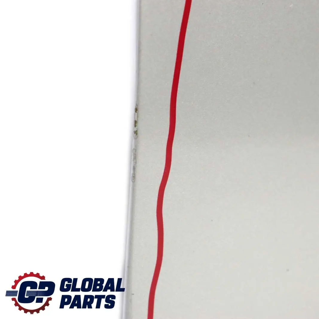 W414 Puerta Delantera Derecha Plata Brillante Metalizado - 9744 para Mercedes Vaneo con número de pieza A4147200105 Mercedes Vaneo W414 Puerta Delantera Derecha Plata Brillante Metalizado - 9744 - SKU A4147200105-BRS - Número de pieza A4147200105