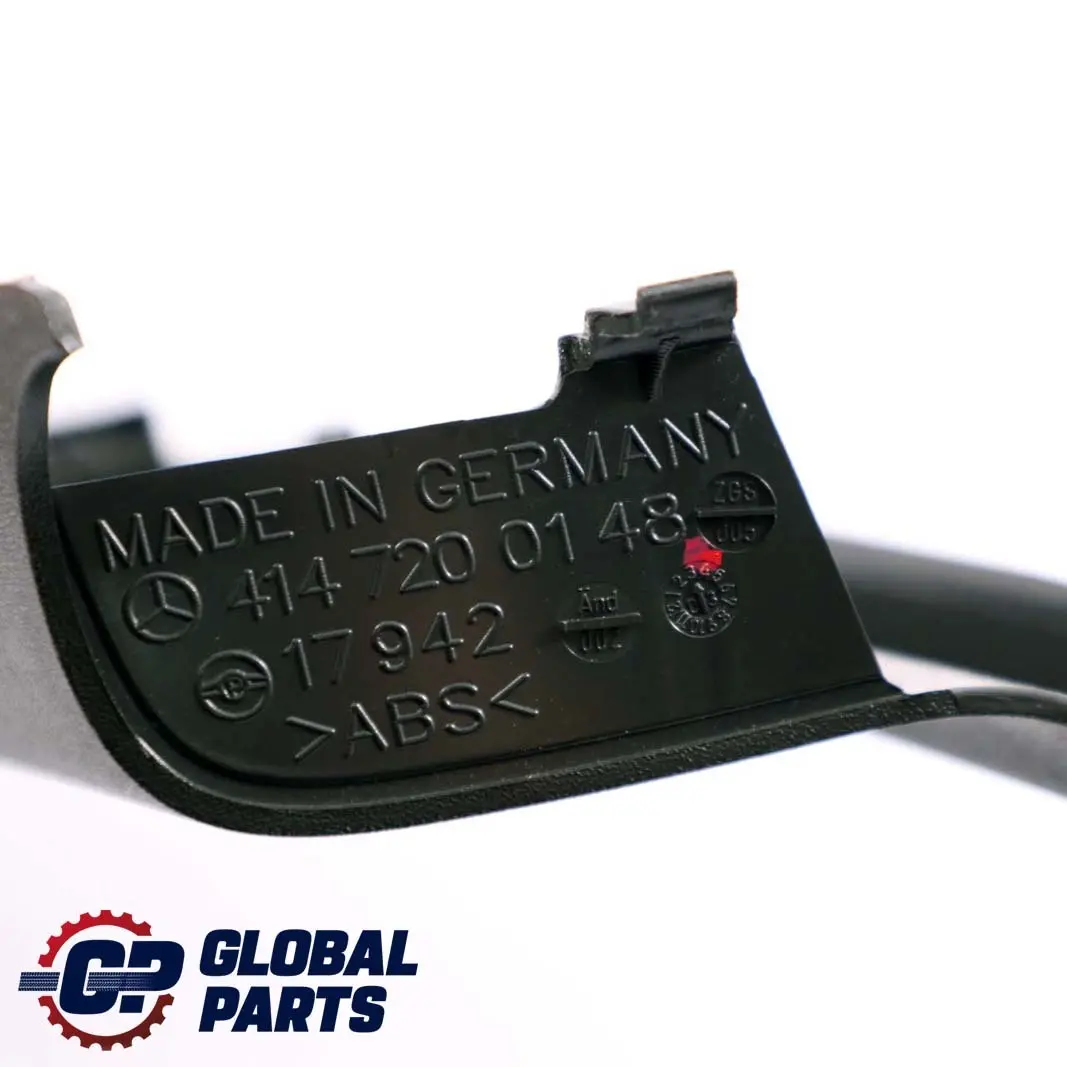 W414 Destra Porta Triangolo Rivestimento Pannello Altoparlante per Mercedes Vaneo con numero di parte A4147200148 Mercedes Vaneo W414 Destra Porta Triangolo Rivestimento Pannello Altoparlante - SKU A4147200148 - Numero di parte A4147200148