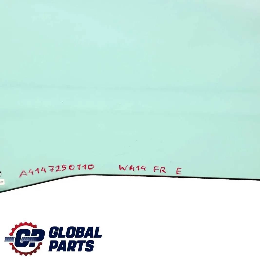 Mercedes-Benz W414 avant Droit Renforce Verre Vitre AS2 pour à propos du numéro de pièce A4147250110 Mercedes-Benz W414 avant Droit Renforce Verre Vitre AS2 - SKU A4147250110 - Numéro de pièce A4147250110