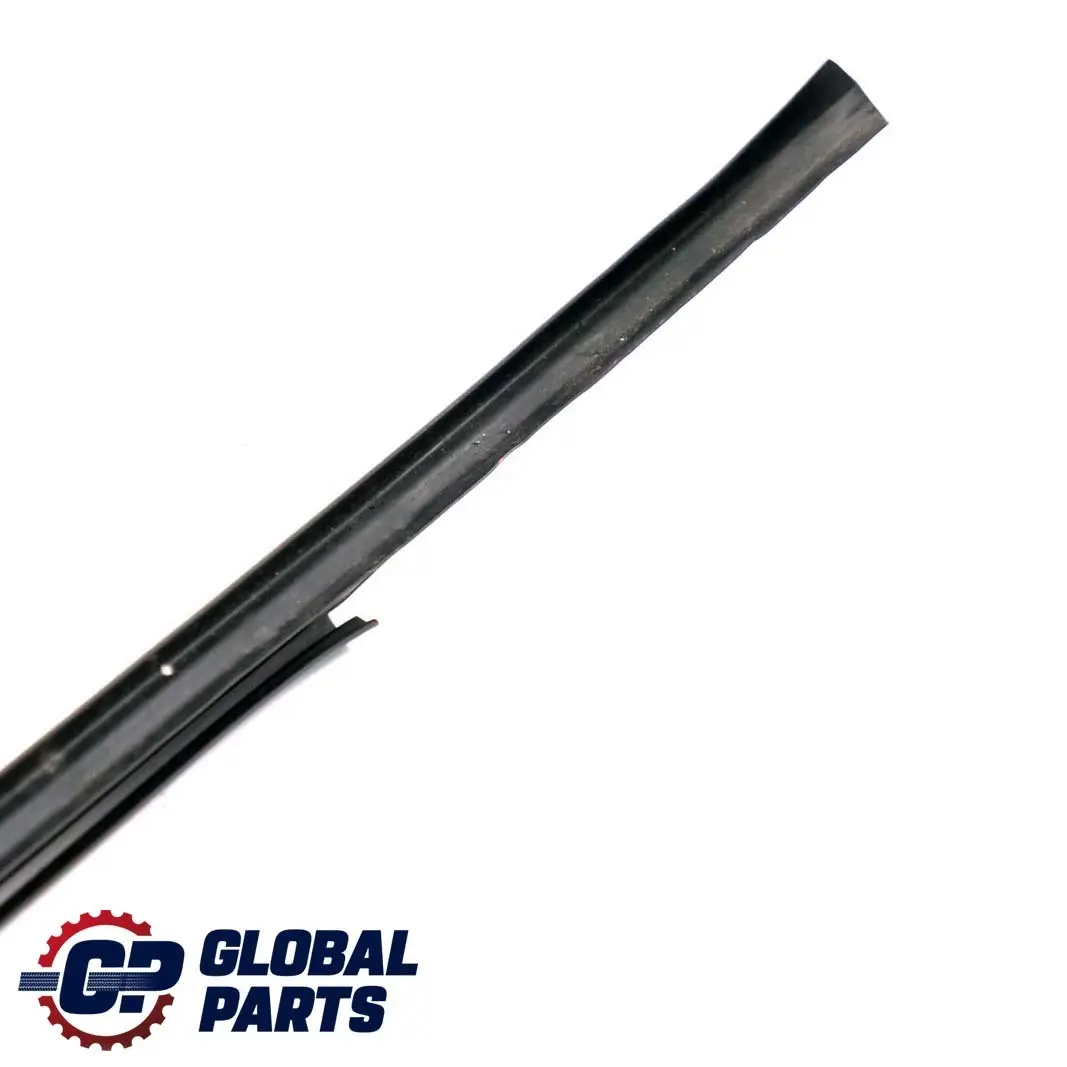 Mercedes-Benz Vaneo W414 Puerta Delantera Derecha Ventana Sello Carril Exterior para con número de pieza A4147250565 Mercedes-Benz Vaneo W414 Puerta Delantera Derecha Ventana Sello Carril Exterior - SKU A4147250565 - Número de pieza A4147250565