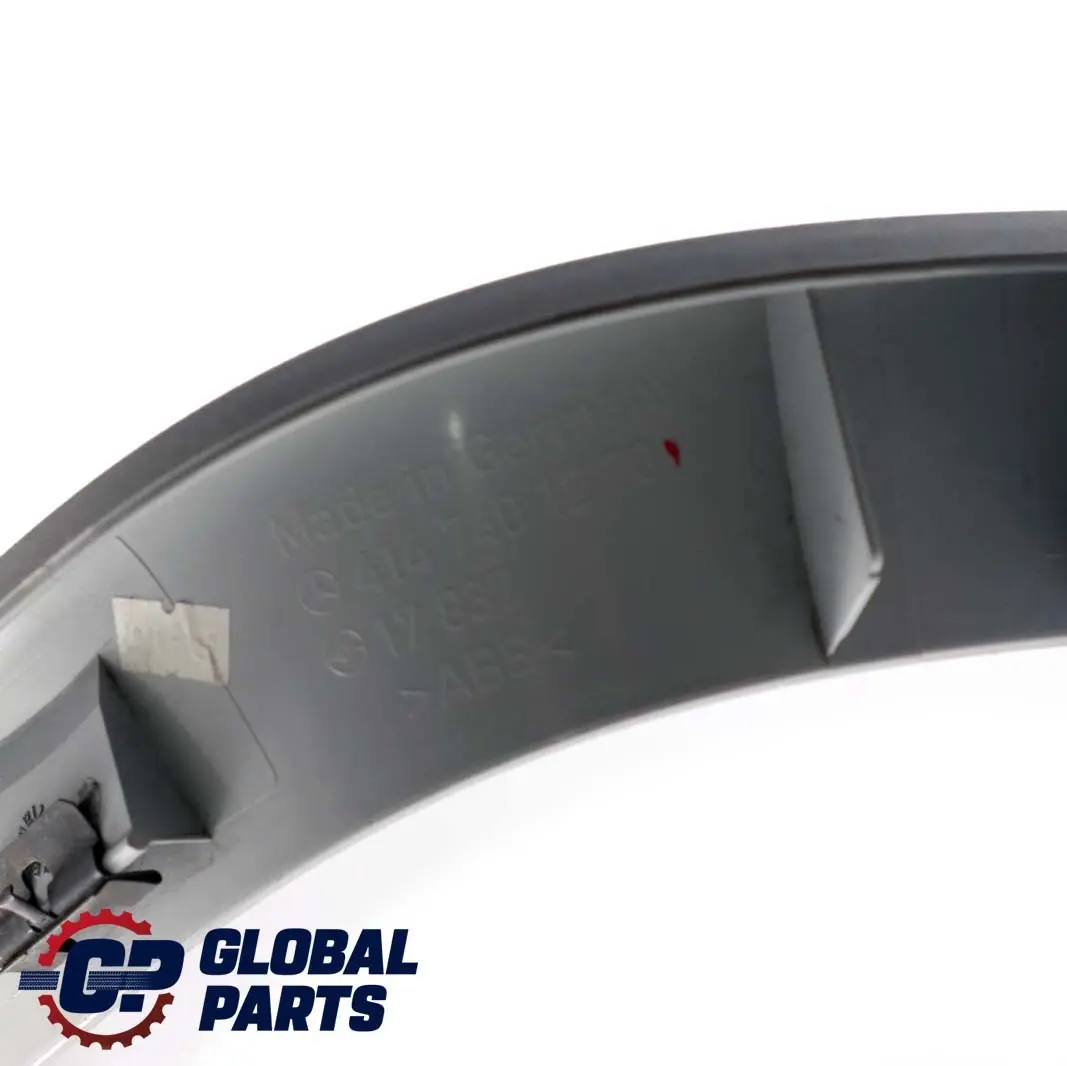 Mercedes-Benz Vaneo W414 Tapa del maletero Tailgate Trunk Interior Frame Trim para con número de pieza A4147401270 Mercedes-Benz Vaneo W414 Tapa del maletero Tailgate Trunk Interior Frame Trim - SKU A4147401270 - Número de pieza A4147401270