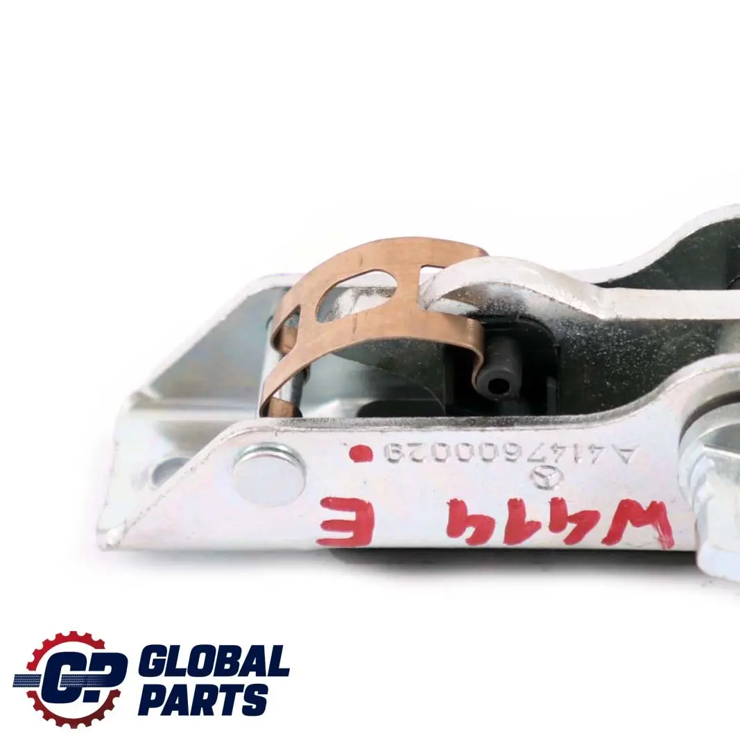 W414 Porta Scorrevole Destra Stop Apertura Limitatore Apertura per Mercedes Vaneo con numero di parte A4147600029 Mercedes Vaneo W414 Porta Scorrevole Destra Stop Apertura Limitatore Apertura - SKU A4147600029 - Numero di parte A4147600029