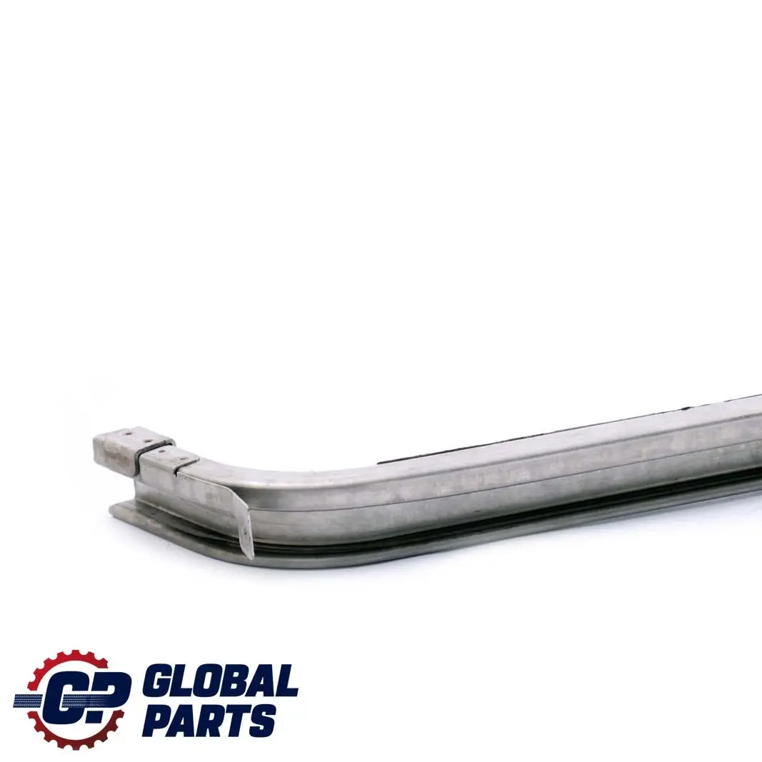 Mercedes-Benz W414 Posteriore Sinistra Porta Scorrevole Guida per con numero di parte A4147600227 Mercedes-Benz W414 Posteriore Sinistra Porta Scorrevole Guida - SKU A4147600227 - Numero di parte A4147600227