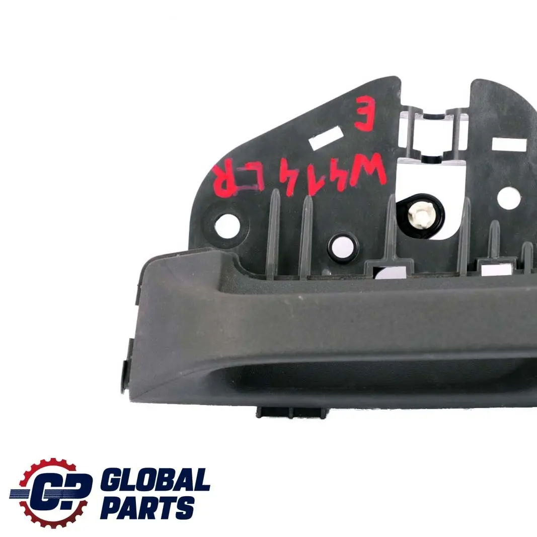  Mercedes-Benz W414 Porte Coulissante A Gauche Interieur Poignee de Porte - SKU A4147600761 - Numéro de pièce A4147600761