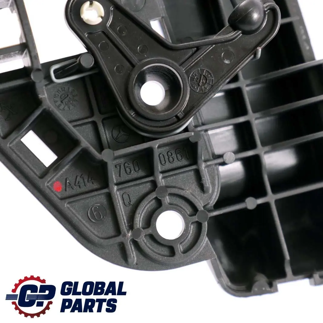 W414 Maniglia interna apriporta scorrevole posteriore destra O/S per Mercedes Vaneo con numero di parte A4147600761 Mercedes Vaneo W414 Maniglia interna apriporta scorrevole posteriore destra O/S - SKU A4147600861 - Numero di parte A4147600761