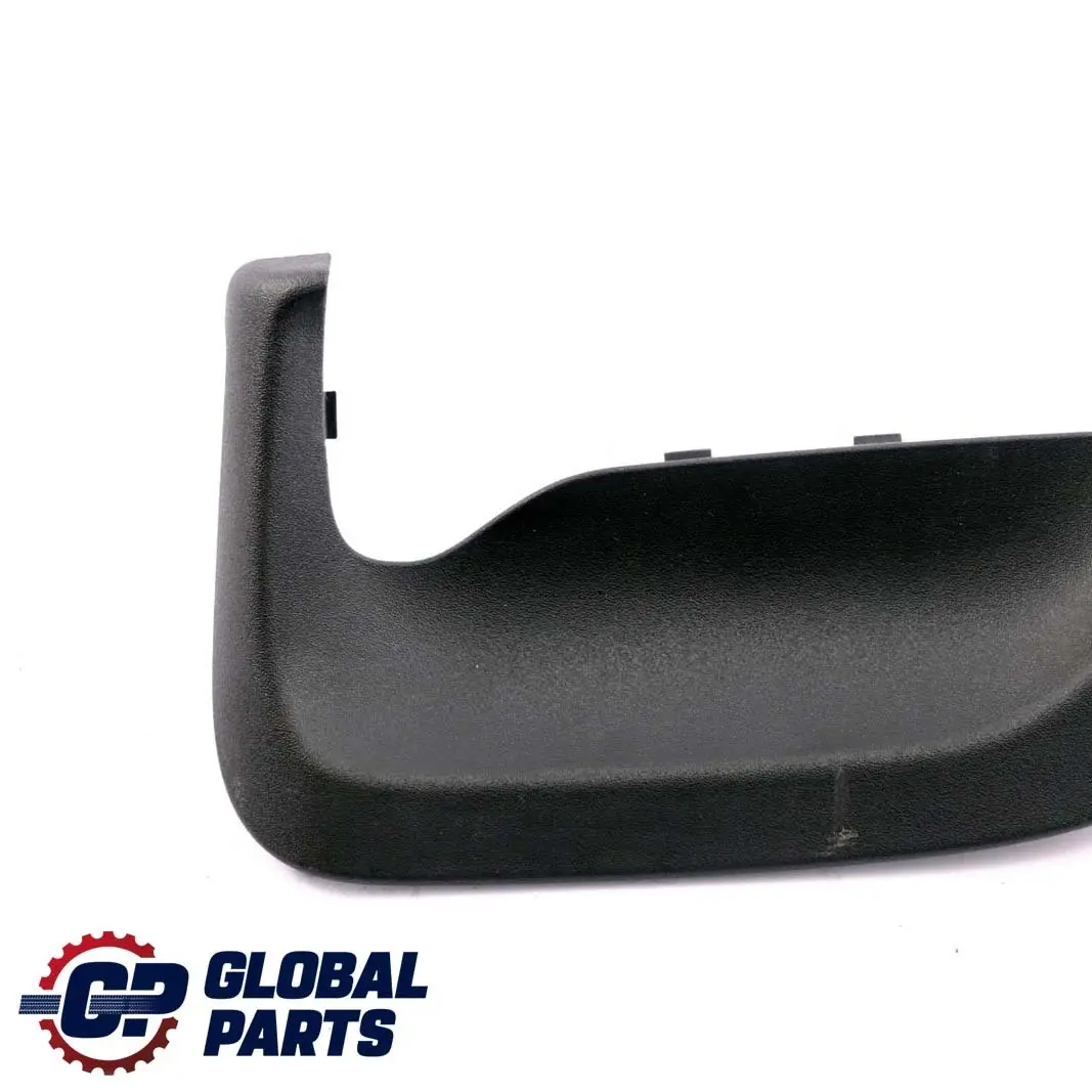 Mercedes-Benz W414 Porte Coulissante A Gauche Interieur Poignee Encastree pour à propos du numéro de pièce A4147660064 Mercedes-Benz W414 Porte Coulissante A Gauche Interieur Poignee Encastree - SKU A4147660064 - Numéro de pièce A4147660064