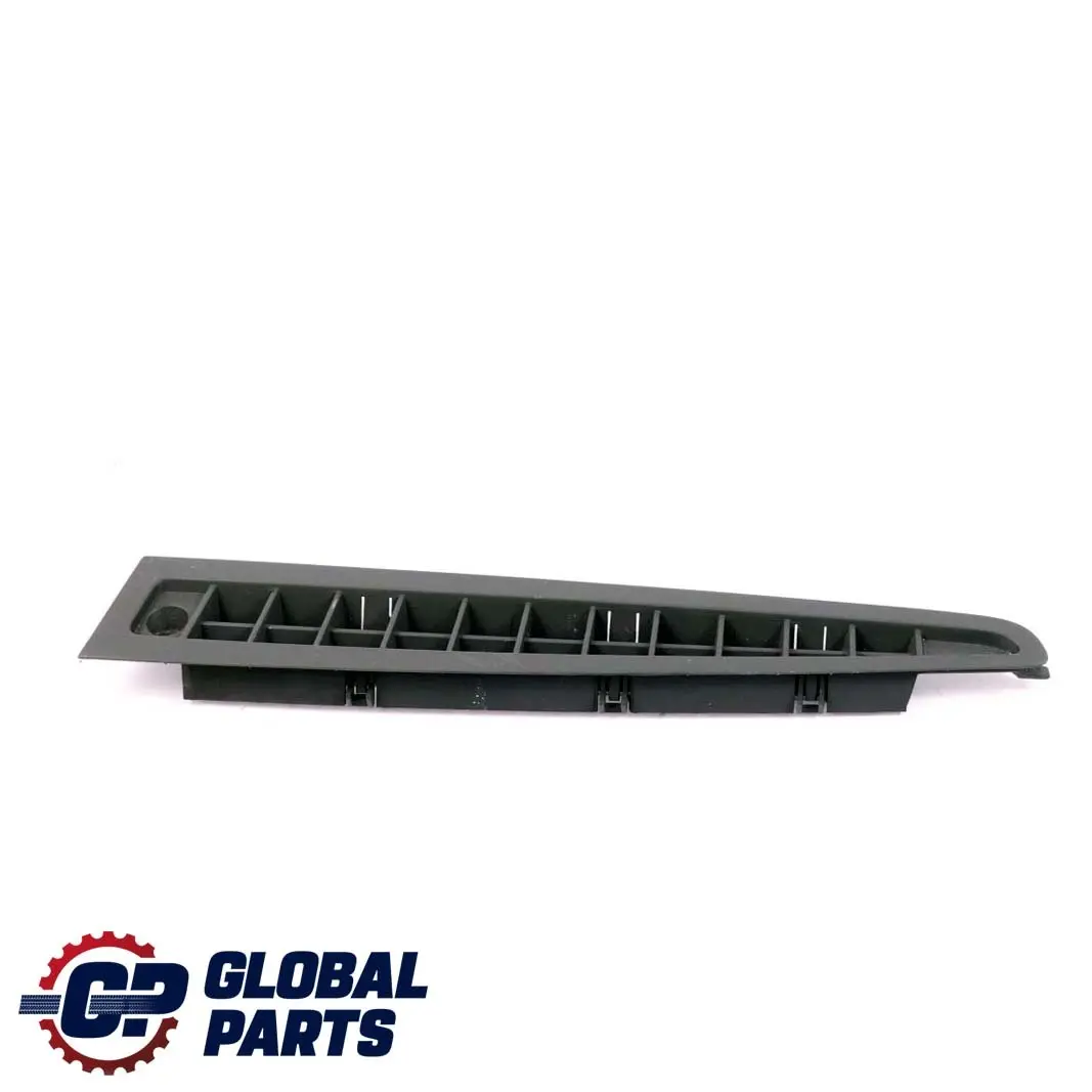 Mercedes-Benz Vaneo W414 Armaturenbrett Luftdüse Oben Links für mit Teilenummer A4148310060 Mercedes-Benz Vaneo W414 Armaturenbrett Luftdüse Oben Links - SKU A4148310060 - Teilenummer A4148310060