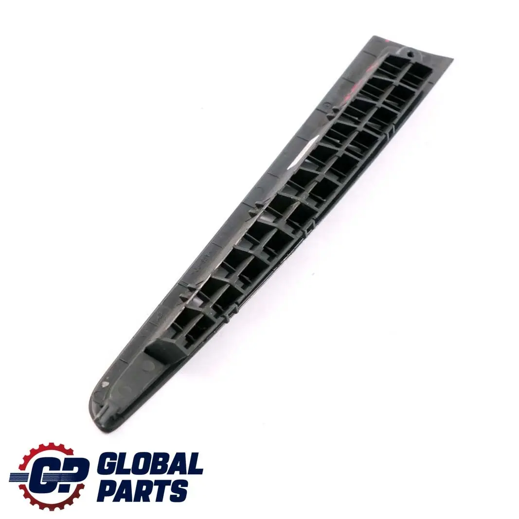 Mercedes-Benz W414 Dashboard Ugello Aria Superiore SX per con numero di parte A4148310060 Mercedes-Benz W414 Dashboard Ugello Aria Superiore SX - SKU A4148310060 - Numero di parte A4148310060