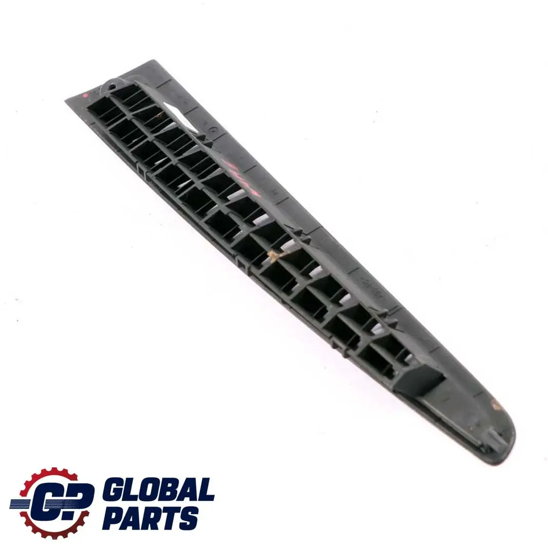 Mercedes-Benz W414 Dashboard Ugello Aria Superiore Destro per con numero di parte A4148310160 Mercedes-Benz W414 Dashboard Ugello Aria Superiore Destro - SKU A4148310160 - Numero di parte A4148310160