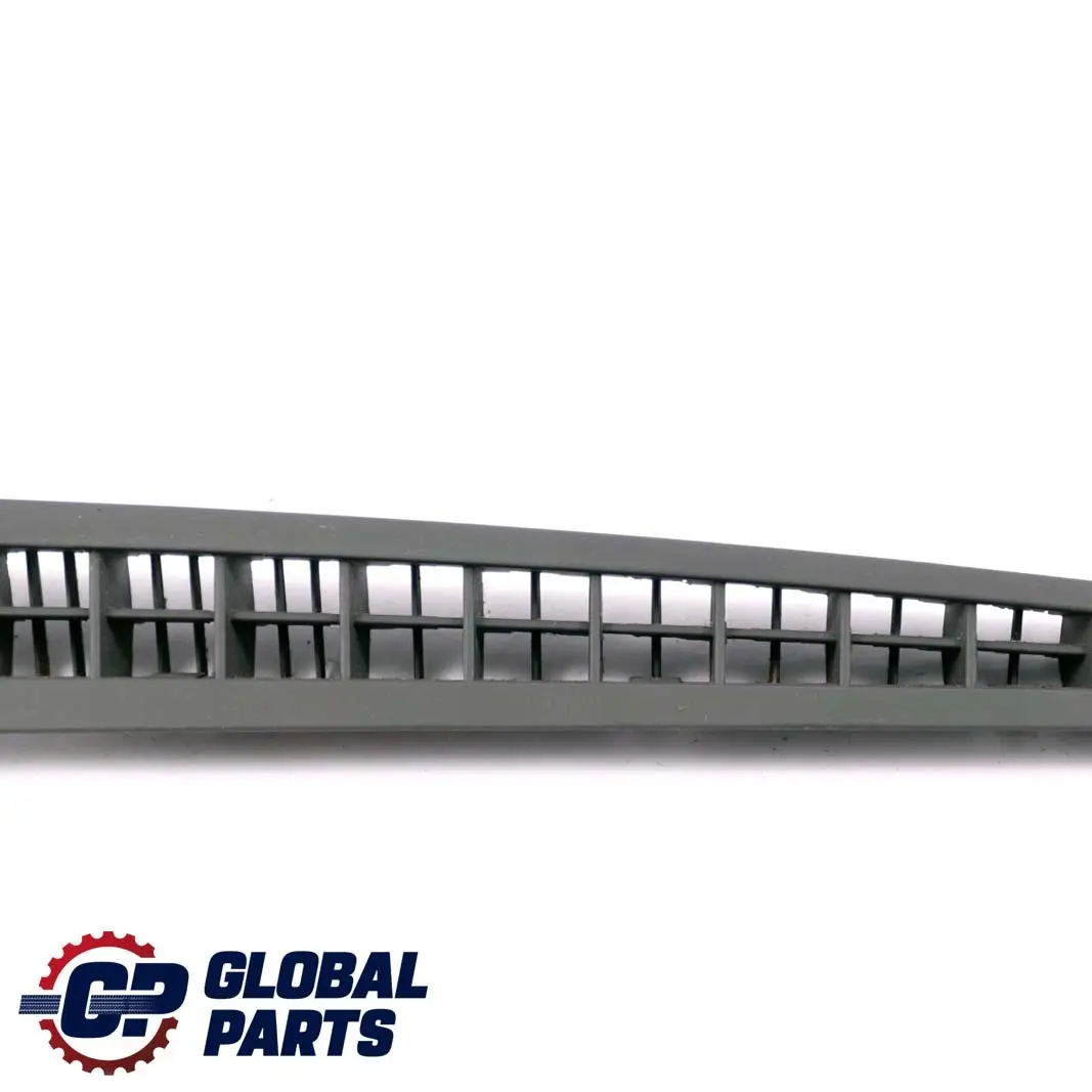 Mercedes-Benz Vaneo W414 Salpicadero Tobera superior derecha para con número de pieza A4148310160 Mercedes-Benz Vaneo W414 Salpicadero Tobera superior derecha - SKU A4148310160 - Número de pieza A4148310160