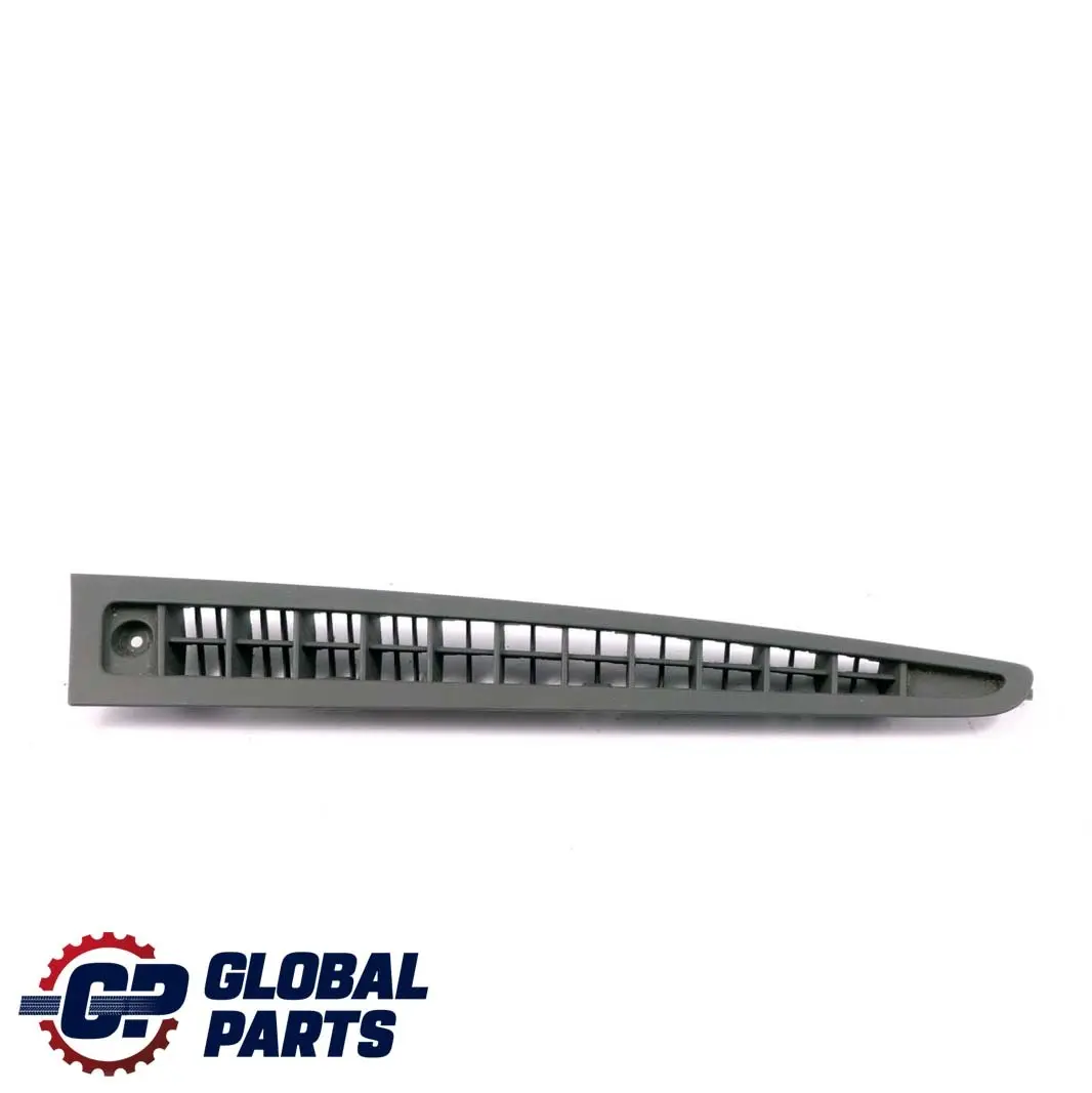 Mercedes-Benz W414 Dashboard Ugello Aria Superiore Destro per con numero di parte A4148310160 Mercedes-Benz W414 Dashboard Ugello Aria Superiore Destro - SKU A4148310160 - Numero di parte A4148310160