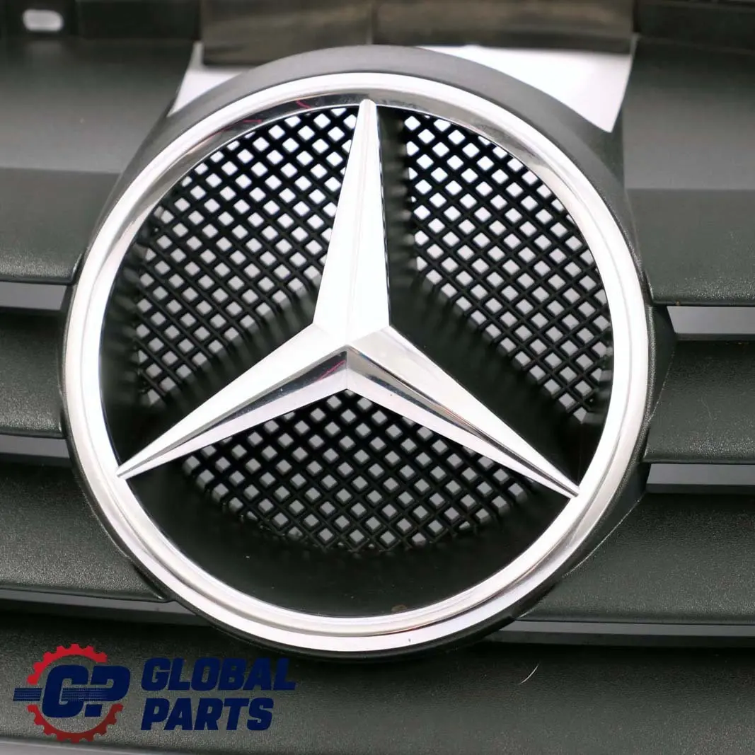  Mercedes-Benz Vaneo W414 Front Bumper Grille Cover Central A4148880085 - SKU A4148880060 - Part number A4148880060