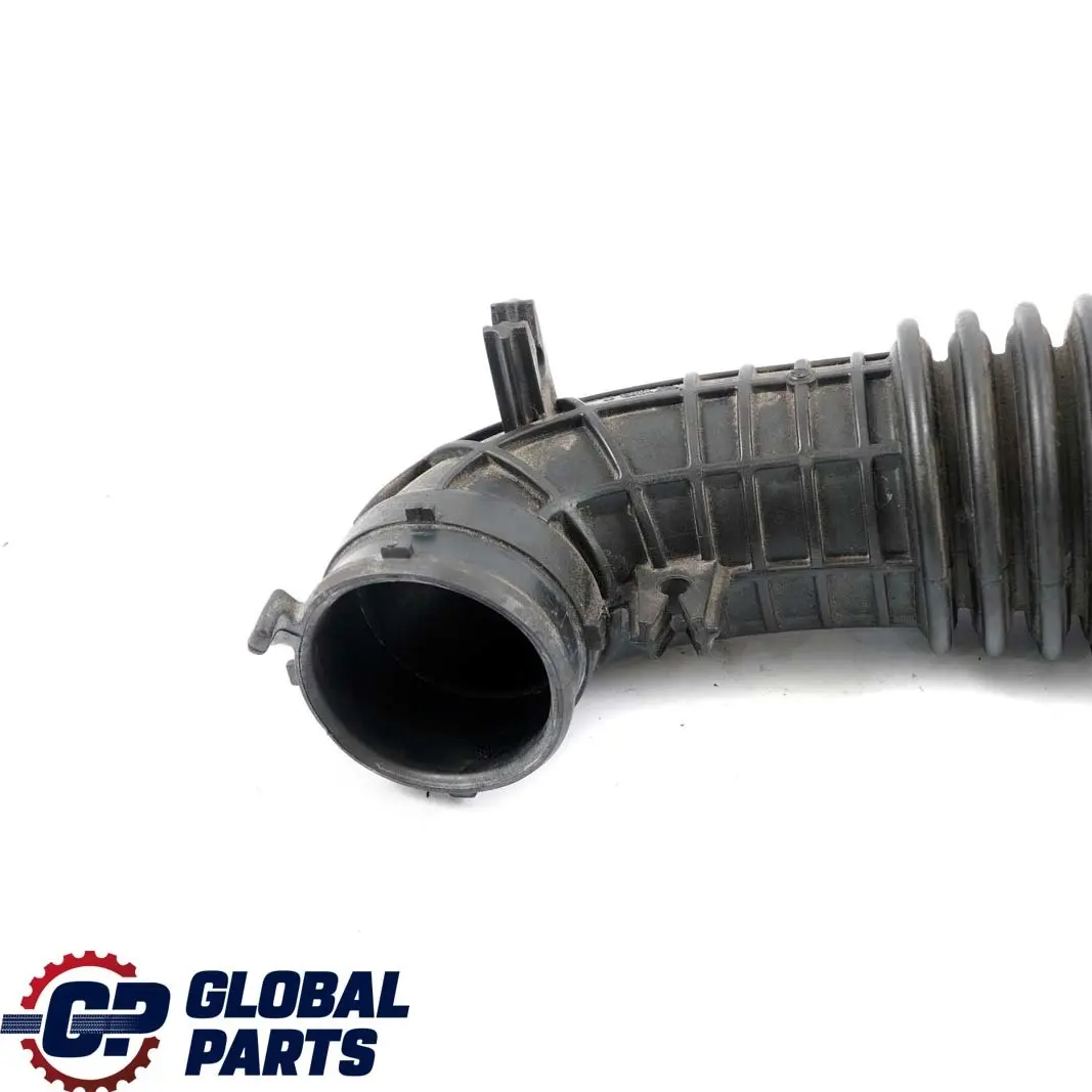 OM607 Conducto De aire Tubo De admision para Mercedes B W176 W246 con número de pieza A6070900037 Mercedes B W176 W246 OM607 Conducto De aire Tubo De admision - SKU A6070900037 - Número de pieza A6070900037