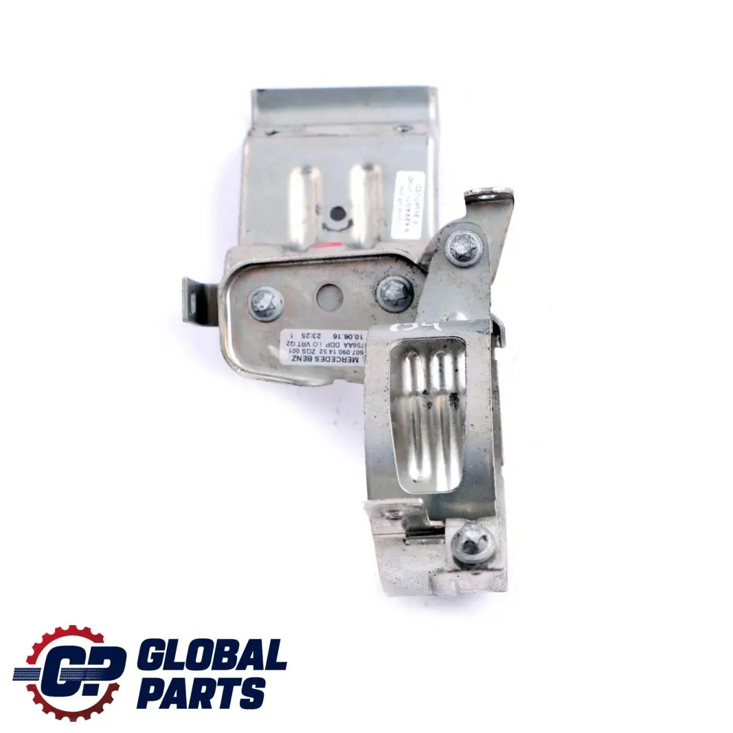 Mercedes-Benz A-Class W176 Bracket Mount Trim Holder Fuel Filter to with Part number A6070901452 Mercedes-Benz A-Class W176 Bracket Mount Trim Holder Fuel Filter - SKU A6070901452 - Part number A6070901452