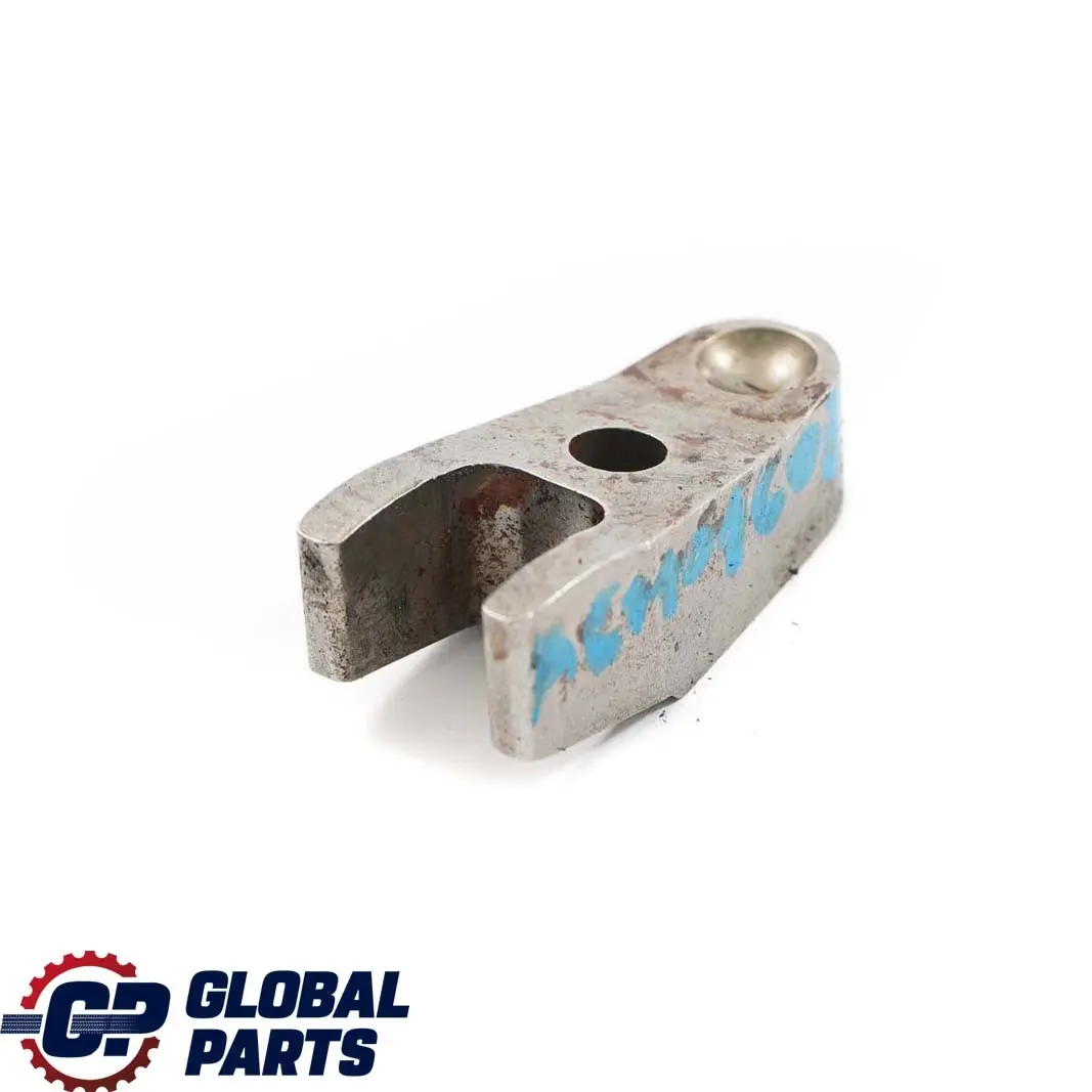 Staffa Iniettore Mercedes W163 W203 W209 W211 W639 Supporto Ugello per con numero di parte A6110160738 Staffa Iniettore Mercedes W163 W203 W209 W211 W639 Supporto Ugello - SKU A6110160738 - Numero di parte A6110160738