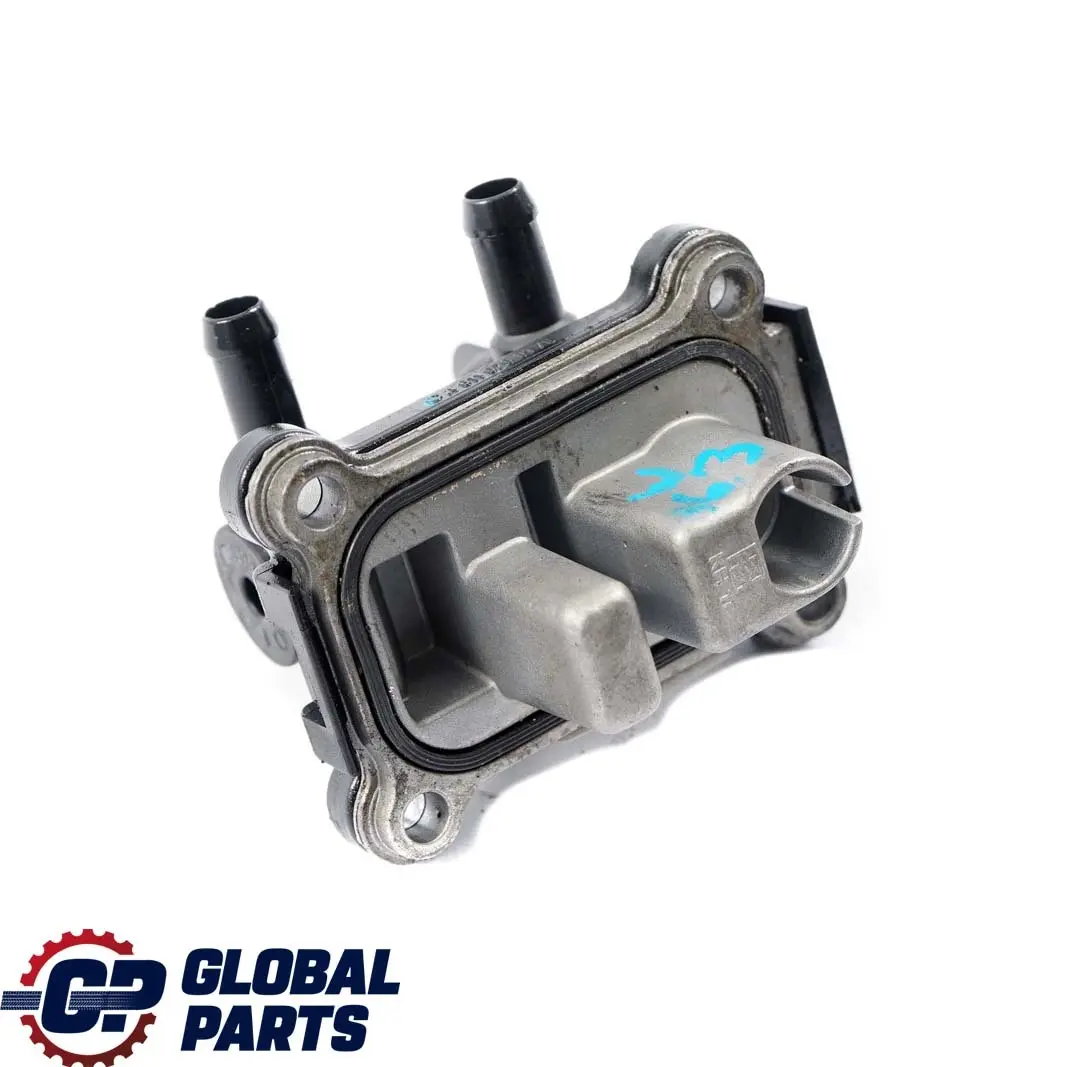 OM611 OM612 Kraftstoff Wärmetauscher für Mercedes ML W163 W203 mit Teilenummer A6110700179 Mercedes ML W163 W203 OM611 OM612 Kraftstoff Wärmetauscher - SKU A6110700179 - Teilenummer A6110700179