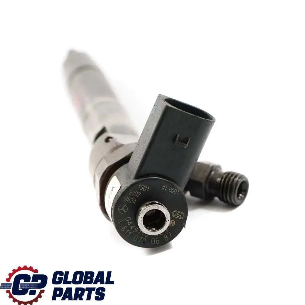 Mercedes-Benz C E W203 W210 OM611 Fuel Injector Injection Nozzle to with Part number A6110700687 Mercedes-Benz C E W203 W210 OM611 Fuel Injector Injection Nozzle - SKU A6110700687 - Part number A6110700687