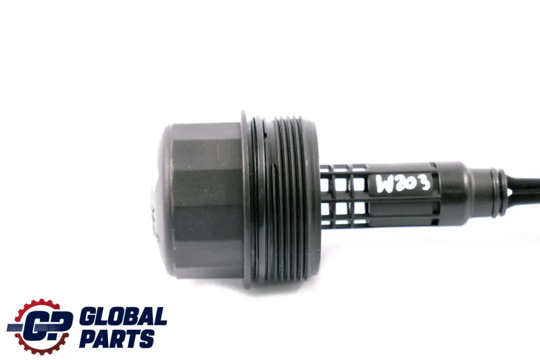 Carcasa del filtro aceite del motor Mercedes-Benz OM611 OM612 OM646 para con número de pieza A6111800010 Carcasa del filtro aceite del motor Mercedes-Benz OM611 OM612 OM646 - SKU A6111800010 - Número de pieza A6111800010