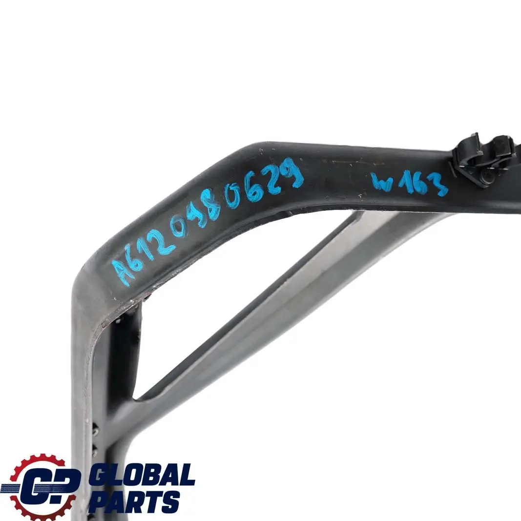 Mercedes-Benz ML W163 OM612 Diesel Ansaugbrücke Ansaugkrümmer Halter für mit Teilenummer A6120980629 Mercedes-Benz ML W163 OM612 Diesel Ansaugbrücke Ansaugkrümmer Halter - SKU A6120980629 - Teilenummer A6120980629