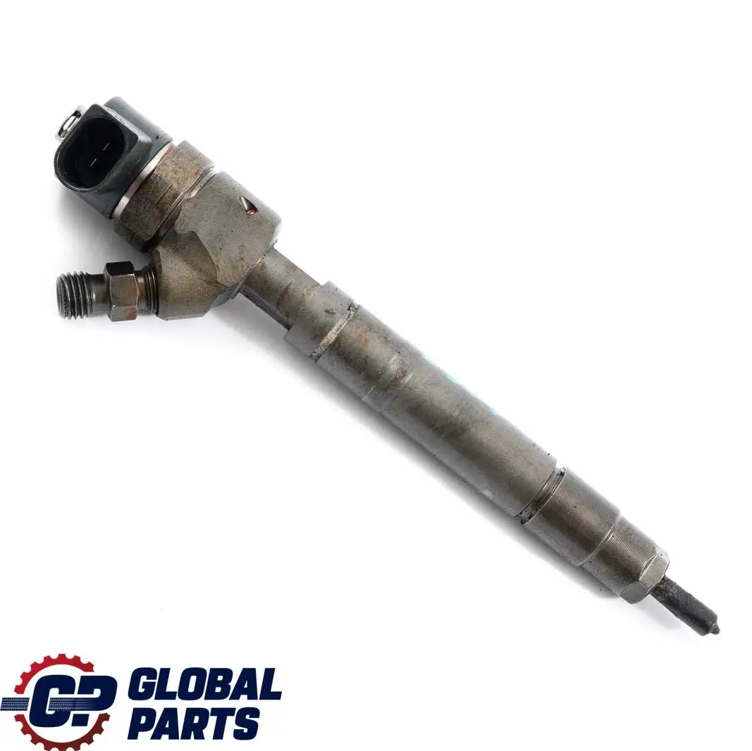 Mercedes-Benz M-Class ML W163 Fuel Injector Injection Nozzle to with Part number A6130700587 Mercedes-Benz M-Class ML W163 Fuel Injector Injection Nozzle - SKU A6130700587 - Part number A6130700587