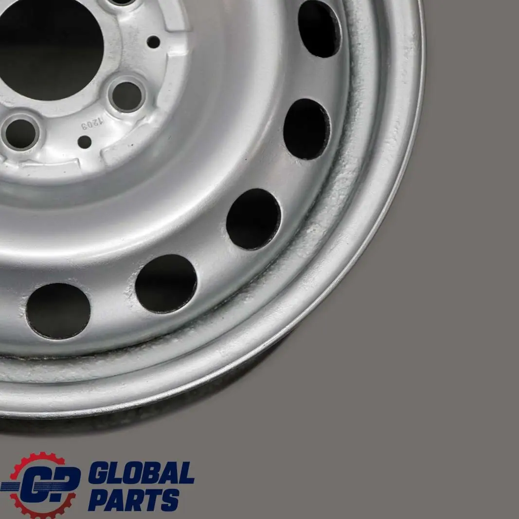 Llanta de acero plateada 16" ET:60 6,5J para Mercedes Vito Viano W639 con número de pieza A6394011302 Mercedes Vito Viano W639 Llanta de acero plateada 16" ET:60 6,5J - SKU A6394011302-1 - Número de pieza A6394011302