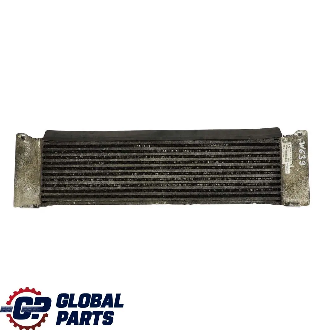 Enfriador De Aire De Carga Radiador Intercooler para Mercedes Vito W639 con número de pieza A6395010301 Mercedes Vito W639 Enfriador De Aire De Carga Radiador Intercooler - SKU A6395010301 - Número de pieza A6395010301