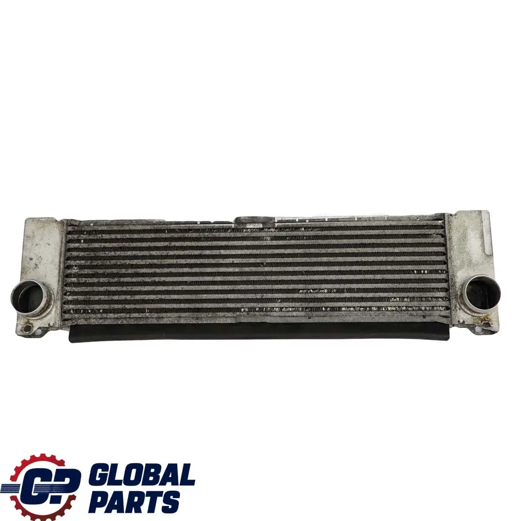 Mercedes Vito W639 Refroidisseur d'air charge Radiateur - SKU A6395010301 - Numéro de pièce A6395010301