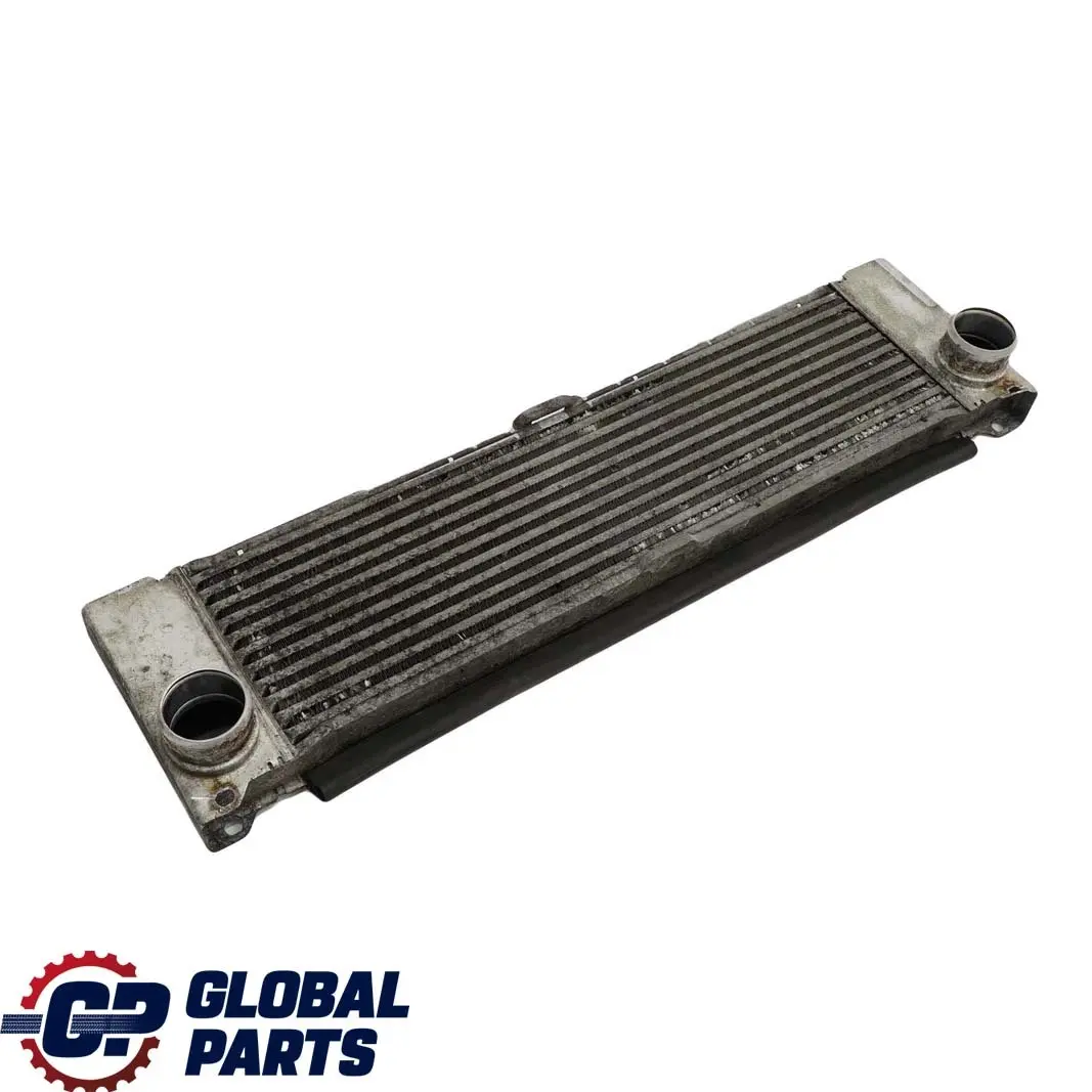 Refroidisseur d'air charge Radiateur pour Mercedes Vito W639 à propos du numéro de pièce A6395010301 Mercedes Vito W639 Refroidisseur d'air charge Radiateur - SKU A6395010301 - Numéro de pièce A6395010301