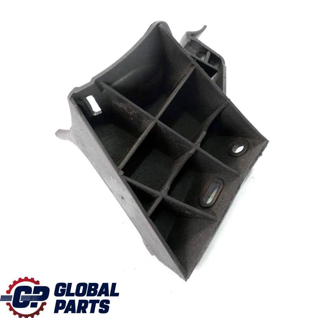 Soporte del deposito De expansion del refrigerante para Mercedes W639 con número de pieza A6395011420 Mercedes W639 Soporte del deposito De expansion del refrigerante - SKU A6395011420 - Número de pieza A6395011420