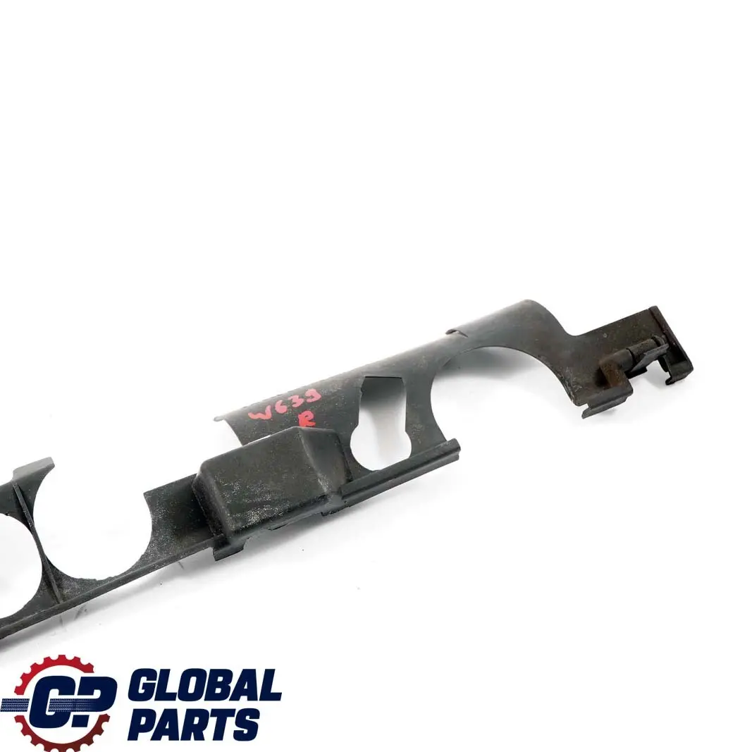 Mercedes-Benz Vito W639 Refroidissement Moteur Support Droite pour à propos du numéro de pièce A6395050388 Mercedes-Benz Vito W639 Refroidissement Moteur Support Droite - SKU A6395050388 - Numéro de pièce A6395050388