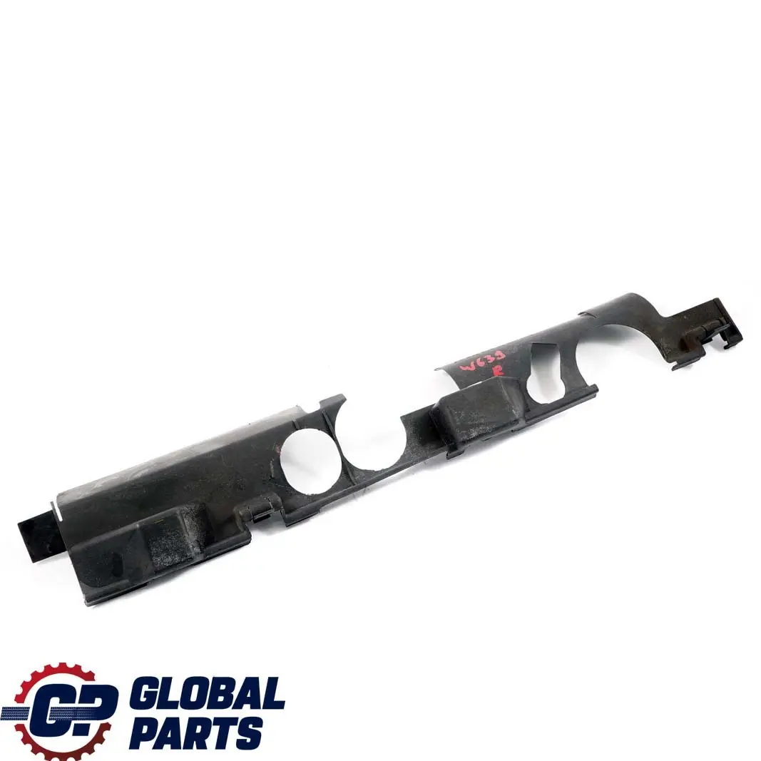 Mercedes Viano W639 Raffreddamento motore Radiatore Destro Supporto Copertura - SKU A6395050388 - Numero di parte A6395050388