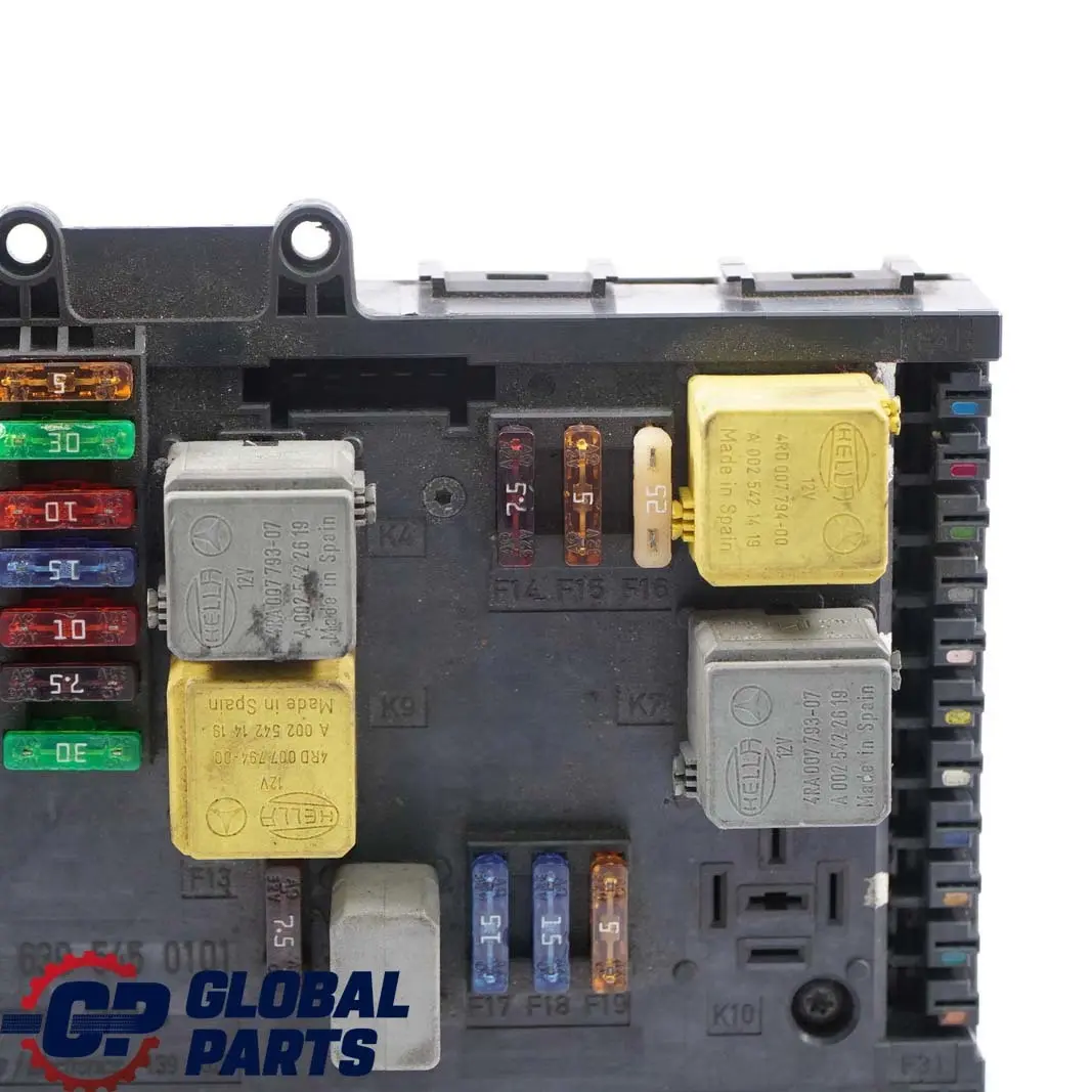 Mercedes-Benz W639 Fuse Box Relay Control Unit Electric Module SAM to with Part number A6395450101 Mercedes-Benz W639 Fuse Box Relay Control Unit Electric Module SAM - SKU A6395450101 - Part number A6395450101