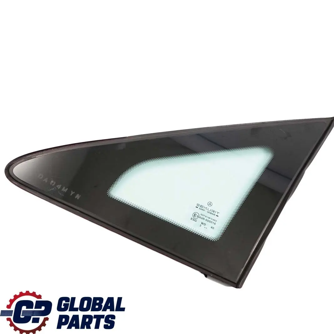 Ventana delantera izquierda Cristal AS2 para Mercedes Vito W639 con número de pieza A6396730205 Mercedes Vito W639 Ventana delantera izquierda Cristal AS2 - SKU A6396730205 - Número de pieza A6396730205