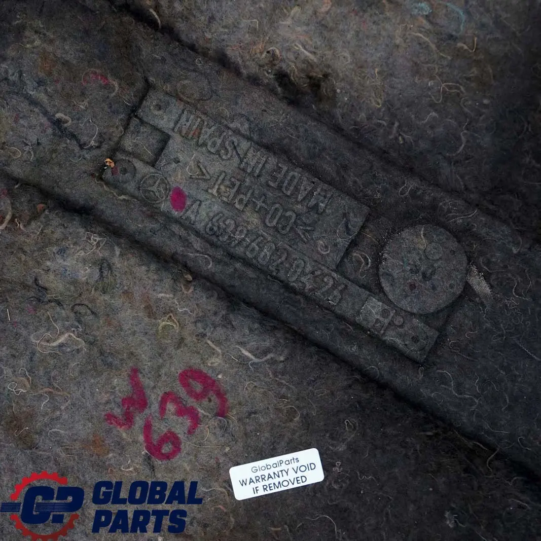 Wygłuszenie Maski do Mercedes Vito W639 o numerze A6396820426 Mercedes Vito W639 Wygłuszenie Maski - SKU A6396820426 - Numer Części A6396820426