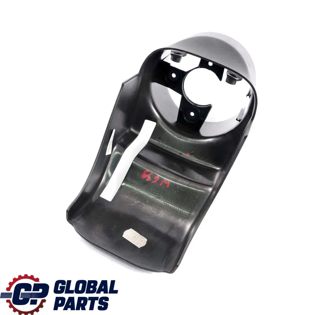 Lenkrad Säulen Verkleidung für Mercedes Vito W639 mit Teilenummer A6396881106 Mercedes Vito W639 Lenkrad Säulen Verkleidung - SKU A6396881106 - Teilenummer A6396881106