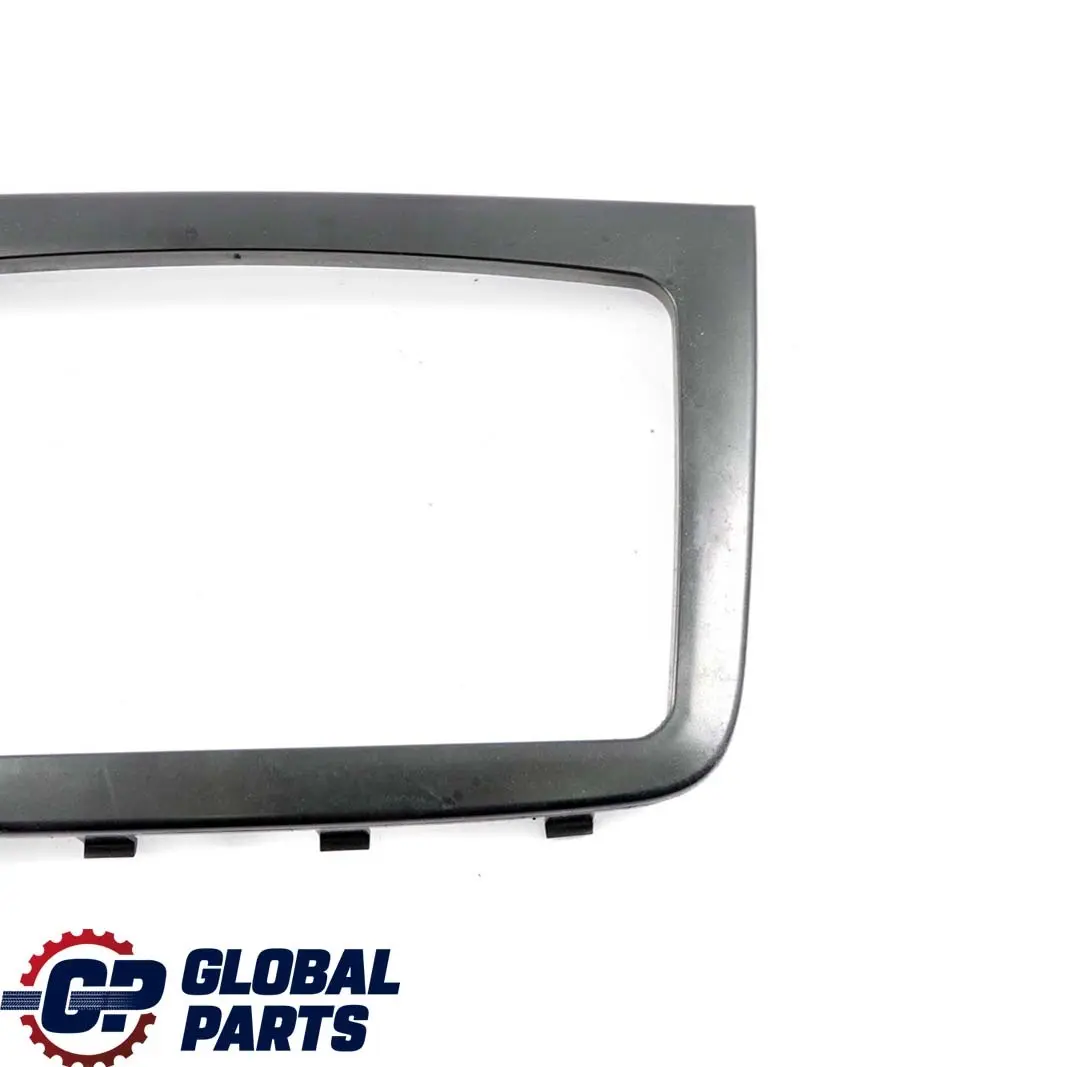  Mercedes-Benz Vito W639 Consola Central Salpicadero Marco Tapa Radio - SKU A6396890639 - Número de pieza A6396890639