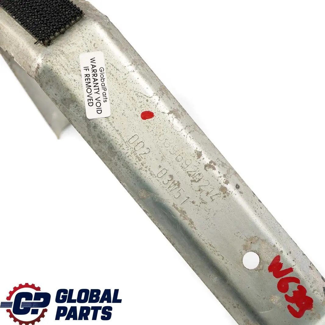 Uchwyt panelu do Mercedes Vito Viano W639 o numerze A6396920214 Mercedes Vito Viano W639 Uchwyt panelu - SKU A6396920214 - Numer Części A6396920214