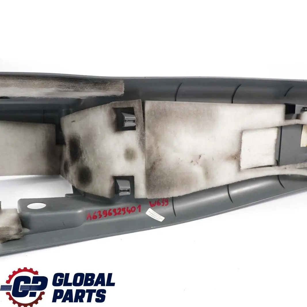 Mercedes Vito W639 Embellecedor Pilar B Inferior Izquierdo Gris - SKU A6396929401 - Número de pieza A6396929401