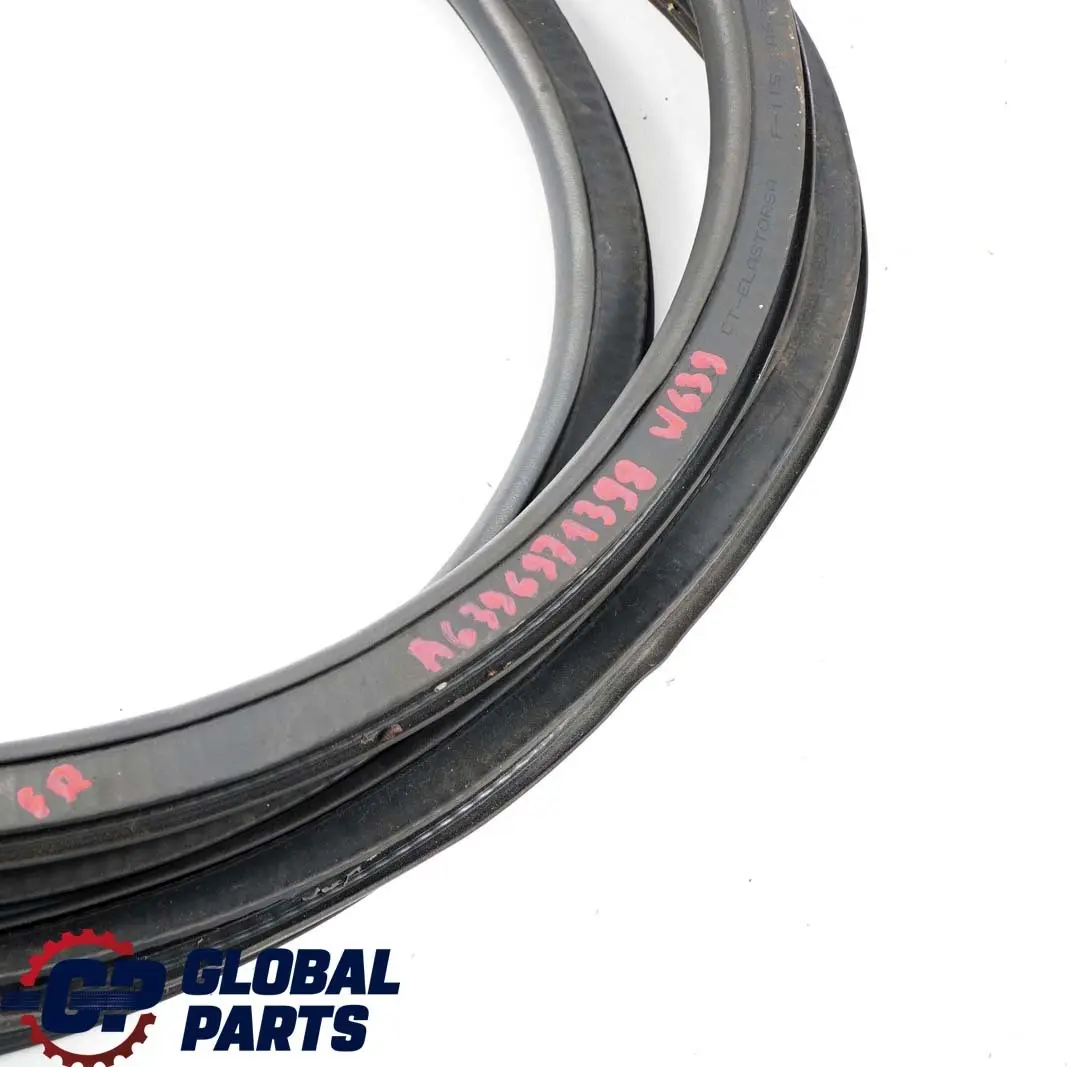 Mercedes Vito W639 Front Door Seal Rubber Gasket Right O/S - SKU A6396971398 - Part number A6396971398