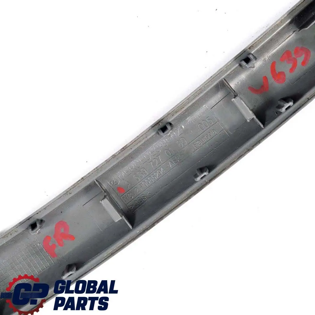 Frontale Porta Destra Copertura Maniglia per Mercedes W639 con numero di parte A6397270180 Mercedes W639 Frontale Porta Destra Copertura Maniglia - SKU A6397270180 - Numero di parte A6397270180