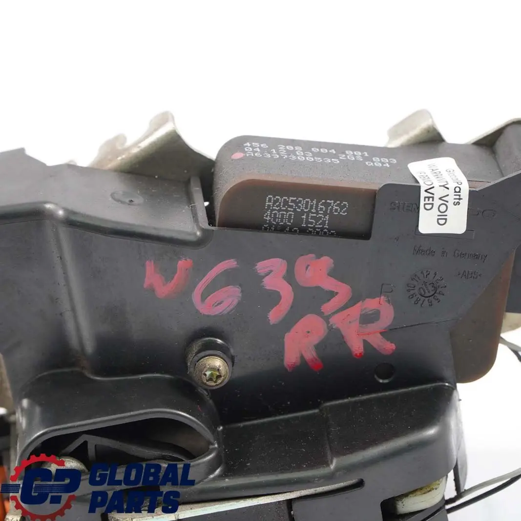 Attuatore Del Meccanismo Di Blocco Della Porta Posteriore Destra per Mercedes W639 con numero di parte A6397300535 Mercedes W639 Attuatore Del Meccanismo Di Blocco Della Porta Posteriore Destra - SKU A6397300535 - Numero di parte A6397300535