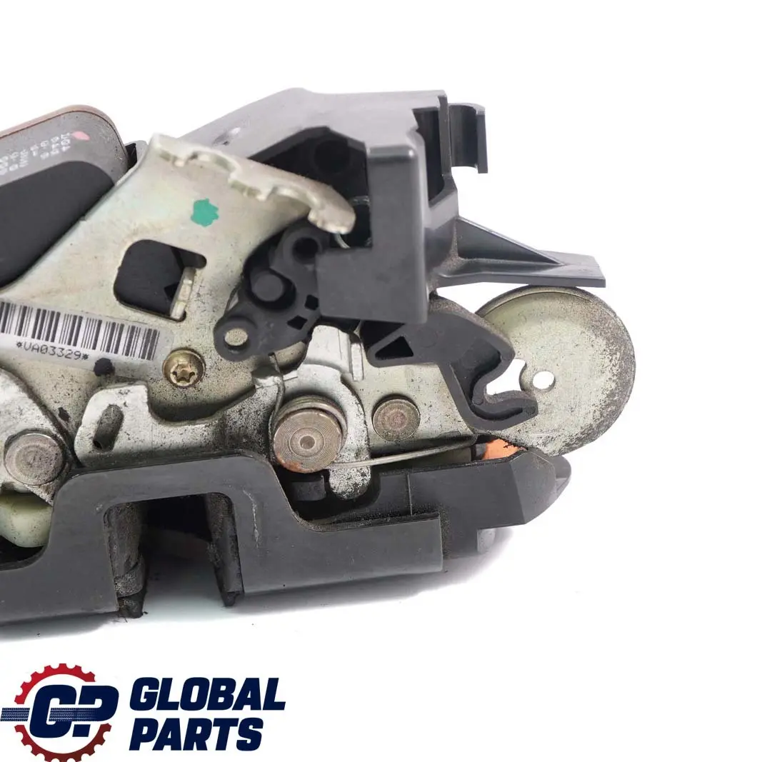 Mercedes-Benz Vito W639 Rear Right O/S Door Lock Mechanism Actuator to with Part number A6397300535 Mercedes-Benz Vito W639 Rear Right O/S Door Lock Mechanism Actuator - SKU A6397300535 - Part number A6397300535