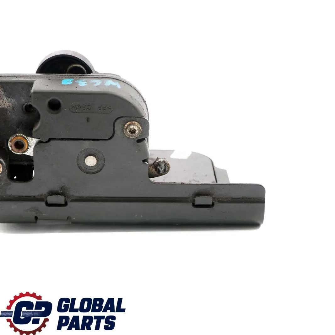 Mercedes-Benz Vito W639 Rear Tailgate Bootlid Lock Catch Latch to  with Part number A6397400035  Mercedes-Benz Vito W639 Rear Tailgate Bootlid Lock Catch Latch - SKU A6397400035 - Part number A6397400035